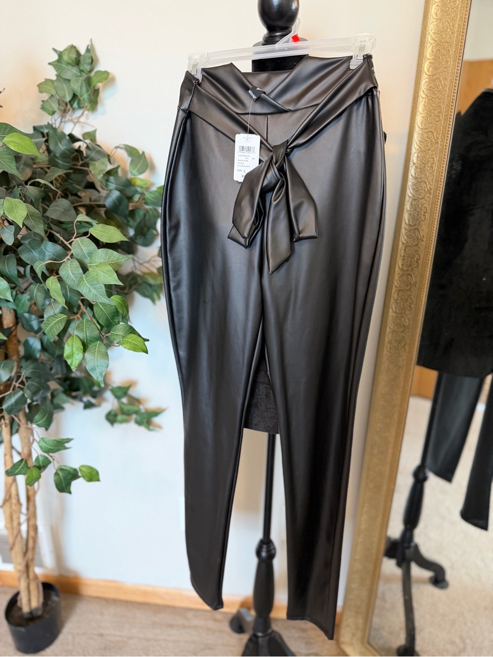 Windsor Black Faux Leather High-Rise Tie Front Skinny Leggings